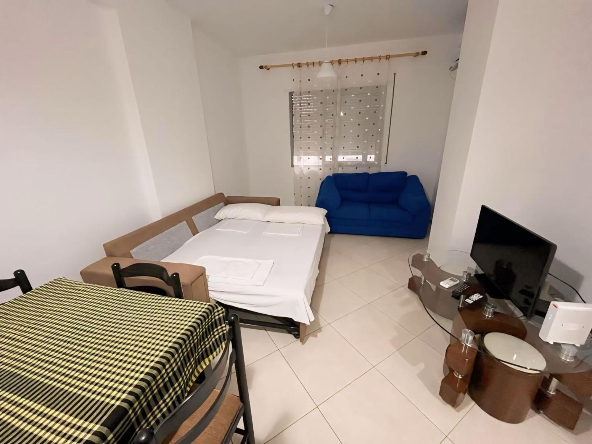 Gerald'S Central Apartments Вльора Номер фото