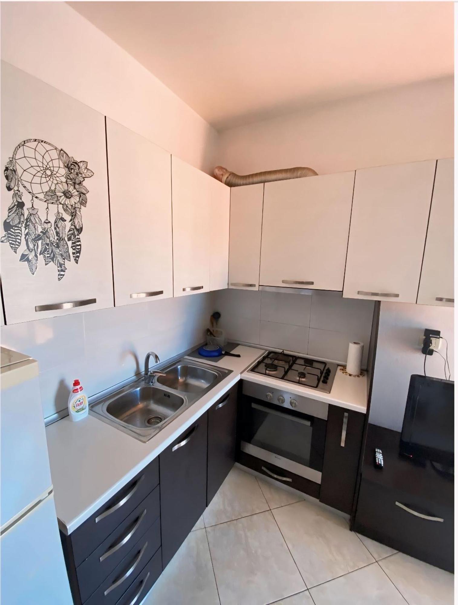 Gerald'S Central Apartments Вльора Екстер'єр фото
